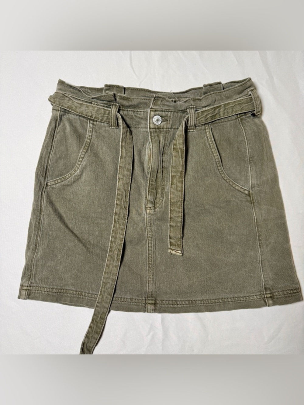 American Eagle Stretch Denim Mini Skirt — Olive Army Green Y2K Style | Size 6